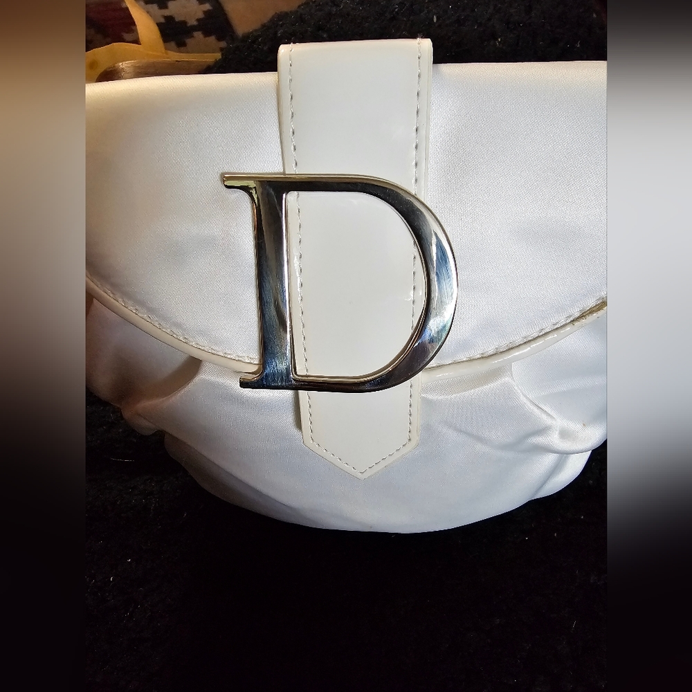 Dior Parfums White Satin Makeup Purse EUC - Picture 8 of 14